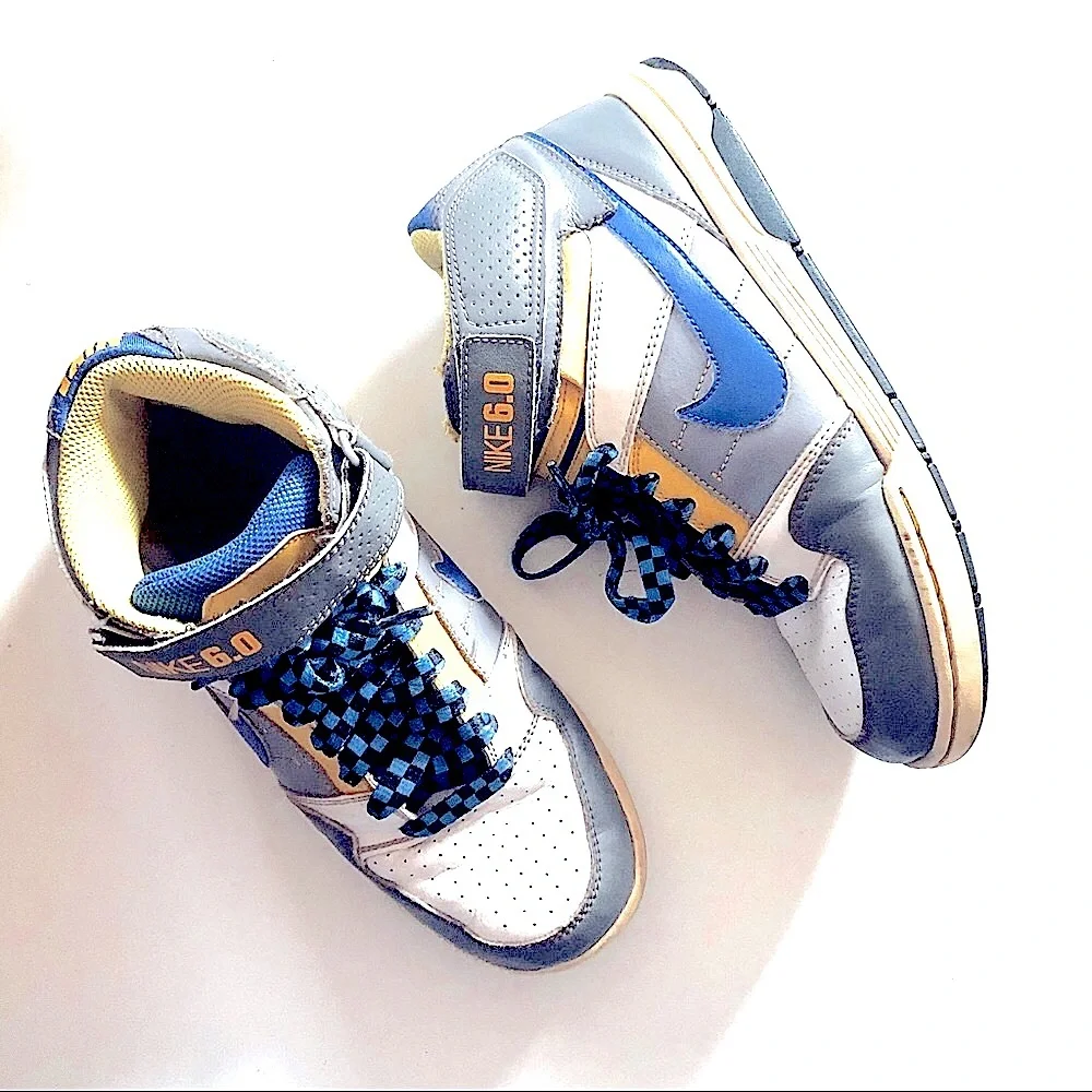 Jordan Blue and Gray Sneakers for Everyday Style